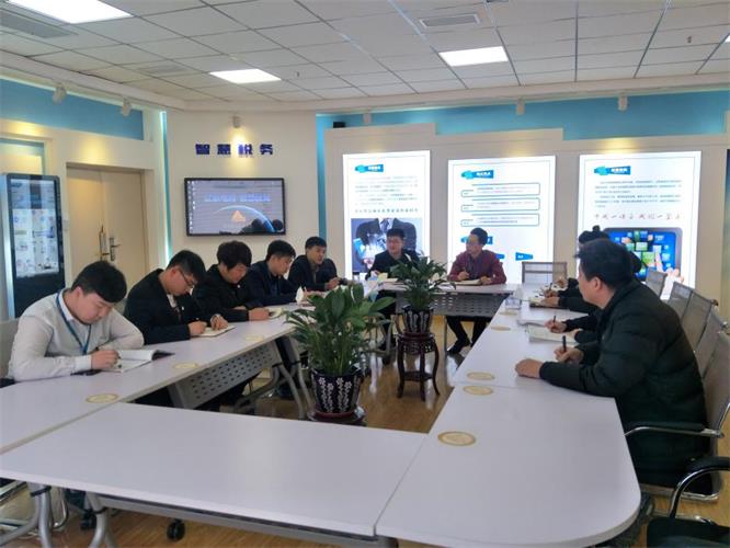 一場(chǎng)直面自我的民主生活會(huì)